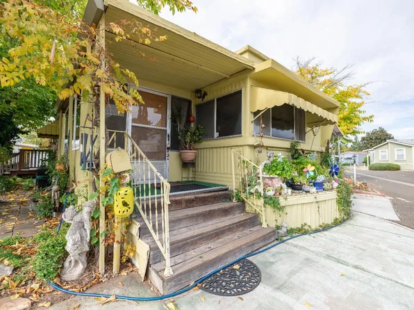 60 Birch Ln, Folsom, CA 95630