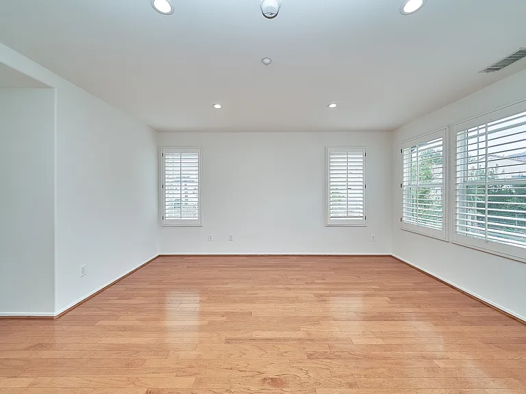 7455 Chanteclair Ct — Photo 51