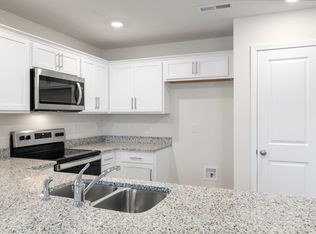 107 March Creek Dr, Fuquay Varina, NC 27526