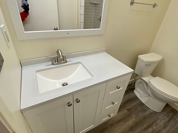 5th image of 1310 S Main Ave #0