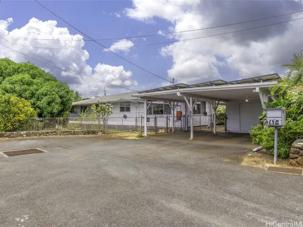 747B Hoomalu St, Pearl City, HI 96782