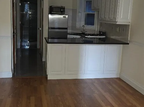 347 East 61st Street image 1 of 9