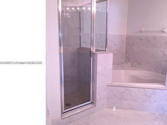 3rd image of 7371 NW 111th Pl