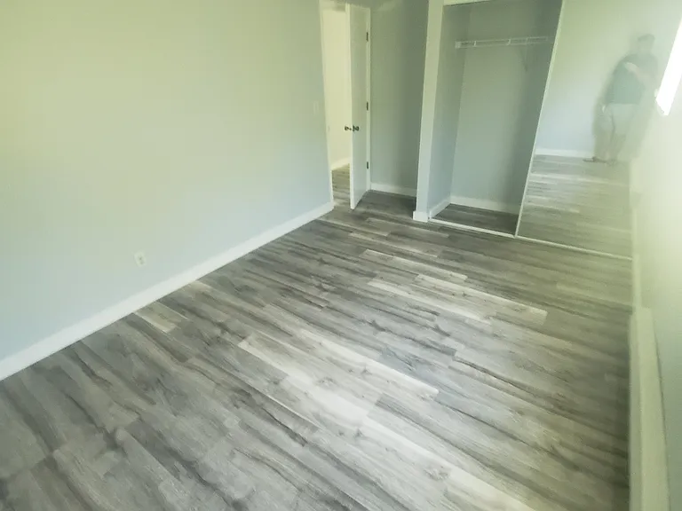 1734 La Crescent St #37 — Photo 16