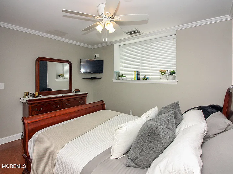 15 Garfield Ave #102 — Photo 12