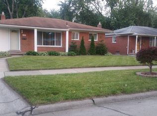 1352 Beaupre Ave, Madison Heights, MI 48071