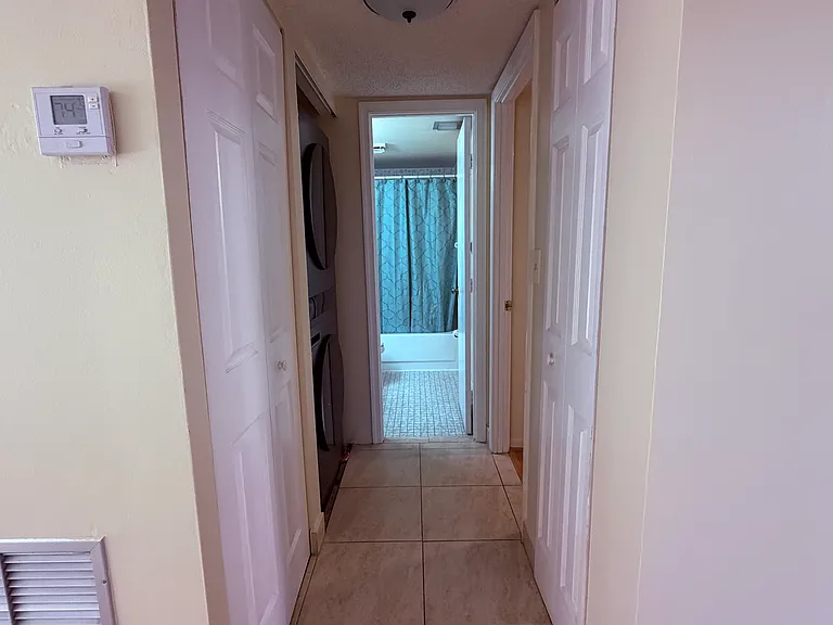 6800 Cypress Rd #401 — Photo 4