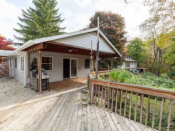 3rd image of 306 Herrick Park Dr