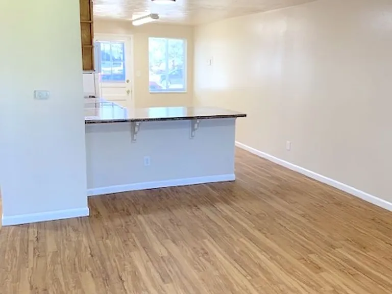 Lampliter Apartments — Photo 62