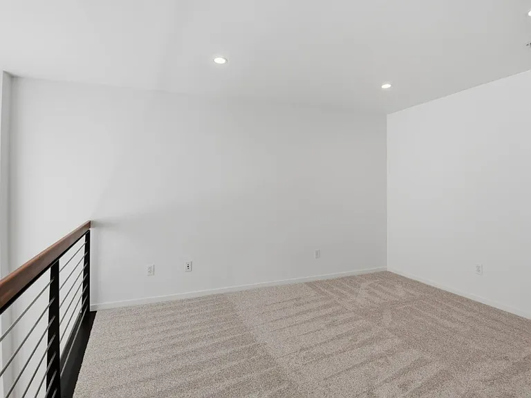 10575 NE 12th Pl #104 — Photo 17