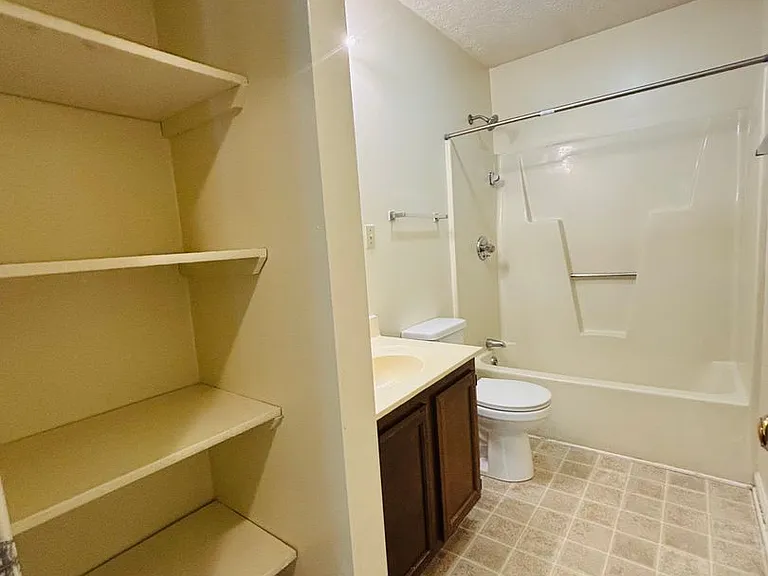 1233PB -Ellett Road Duplexes -Lester - M — Photo 92
