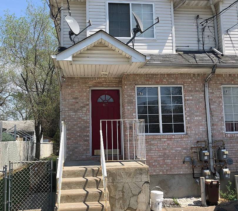 1st image of 67 Arlington Ave #A
