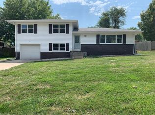 8523 Polk St, Ralston, NE 68127