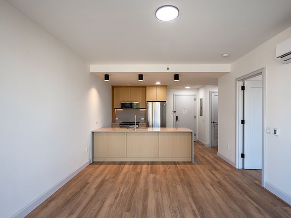 4th image of 44-14 Douglaston Pkwy #7D