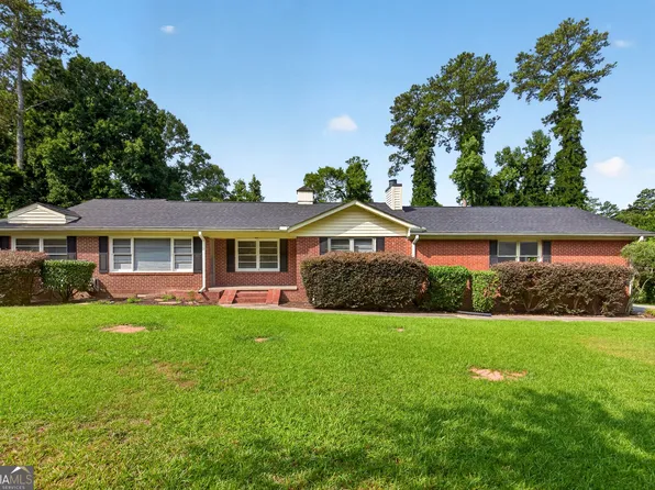 190 Forrest Ave, Fayetteville, GA 30214