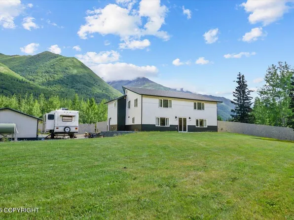 21550 Cheely's Ln, Chugiak, AK 99567