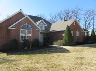 2011 W Glen St, Neosho, MO 64850