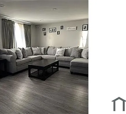 4 bed, $2,900 — Photo 1