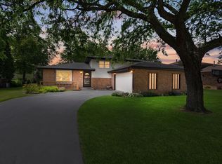 440 S Manor Dr, Peotone, IL 60468