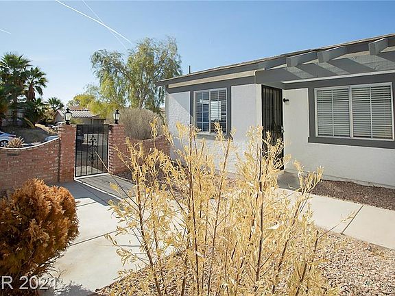 5th image of 6962 Adelaide Ave