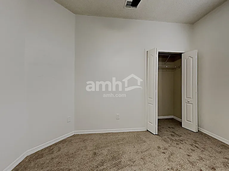 623 Horseman Dr — Photo 14