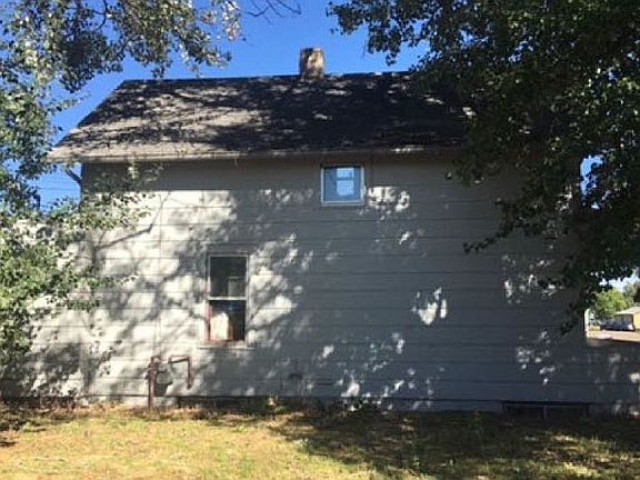 3rd image of 417 Orr St