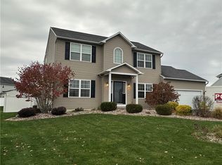 7043 Cattlemans Crossing Rd, Cicero, NY 13039