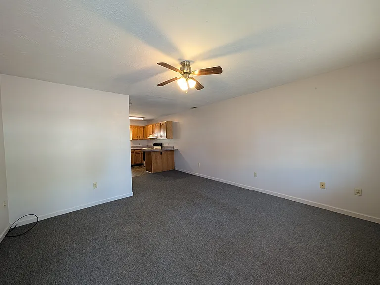 587 Baker Rd #H3 — Photo 2