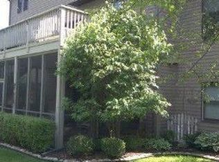 695 Weston Ridge Pkwy, Chaska, MN 55318