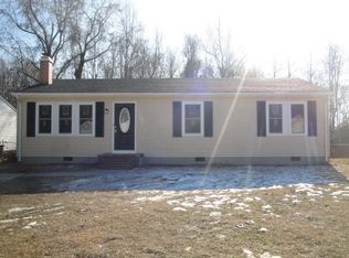 27 Rendon Dr, Hampton, VA 23666