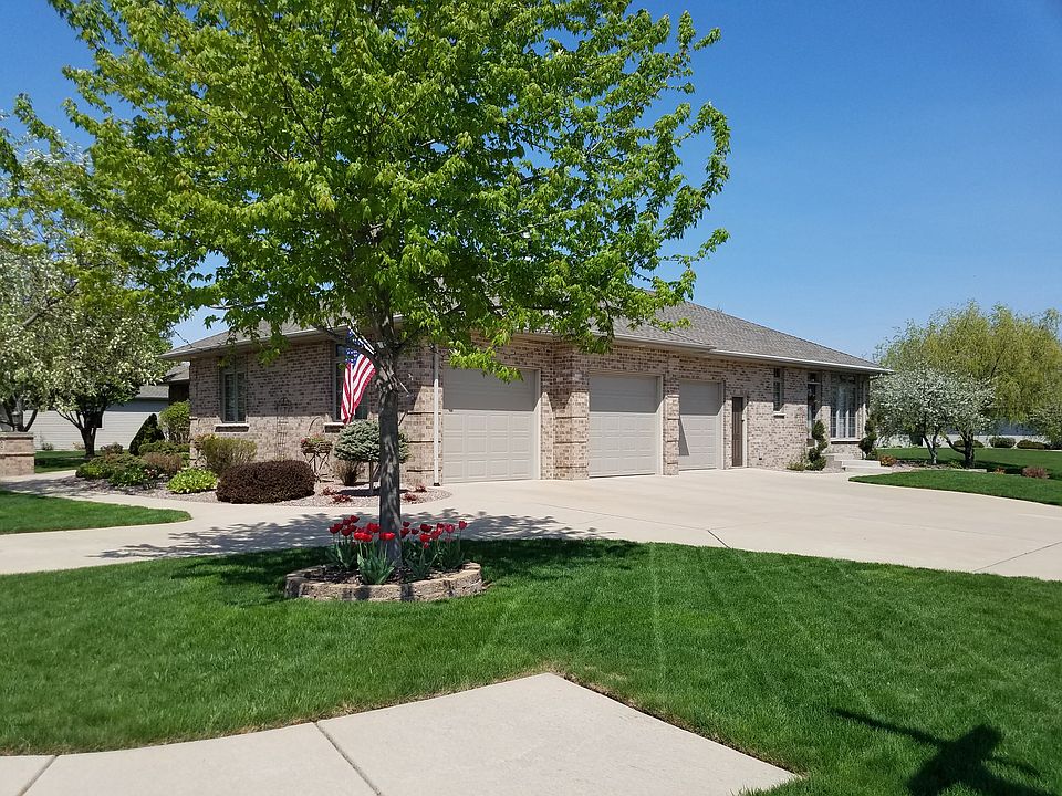 3241 Sitka St, Green Bay, WI 54311 Zillow