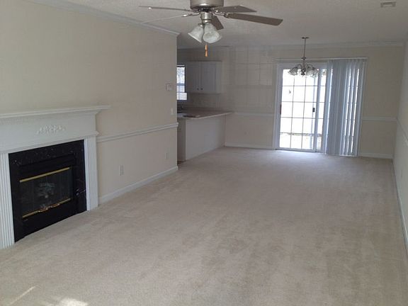 3rd image of 4145 Dudleys Grant Dr APT E