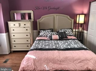 9515 Dunbrook Ct, Gaithersburg, MD 20886
