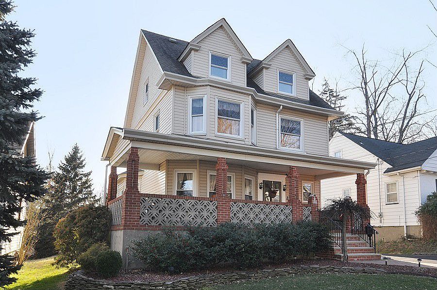 1st image of 23 Hillside Ave
