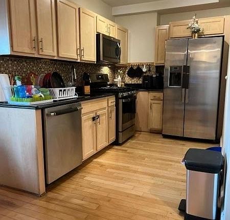 5th image of 70 S Munn Ave APT 1008
