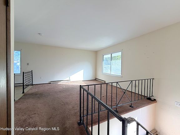 3rd image of 12 Charles Street