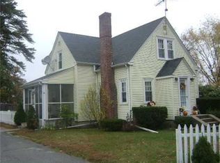 29 Gordon Ave, Warwick, RI 02889