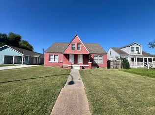 514 10th Ave N, Texas City, TX 77590