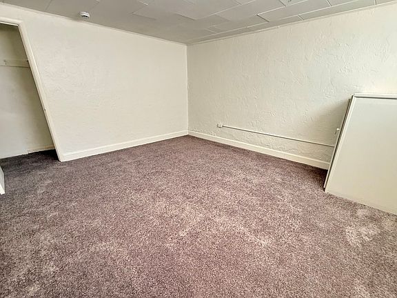 4th image of 2021 N Irving St