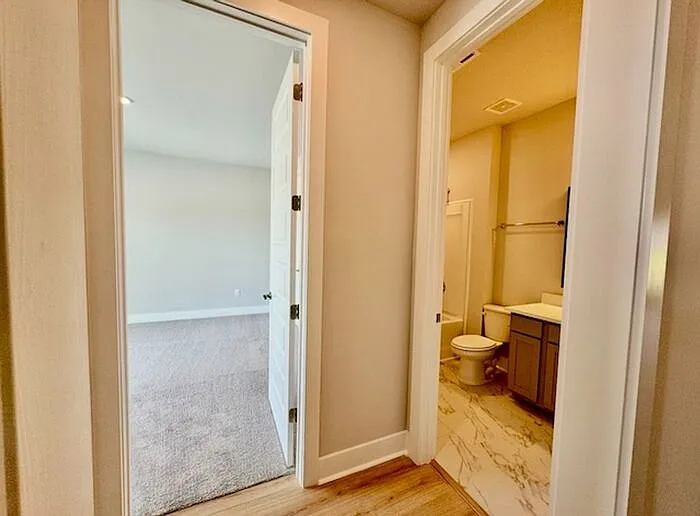 207 John Clift Cir — Photo 26