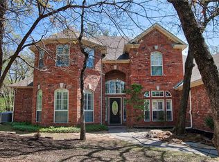 9599 Oak Meadow Ln, Pilot Point, TX 76258