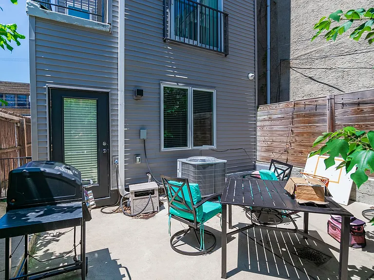 711 N 16th Street — Photo 15