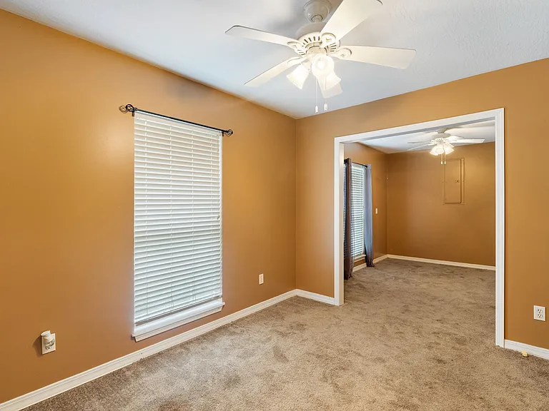 330 Boggy Hollow Rd — Photo 27
