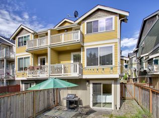 8556B Mary Ave NW, Seattle, WA 98117