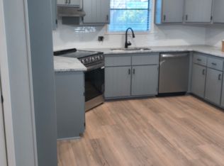 613 Rosewood Dr #B, Victoria, TX 77901