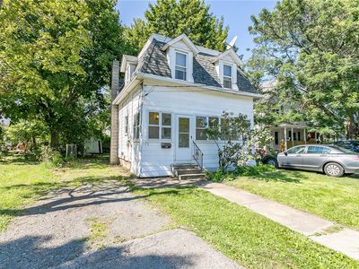 107 S Lincoln Rd, East Rochester, NY, 14445