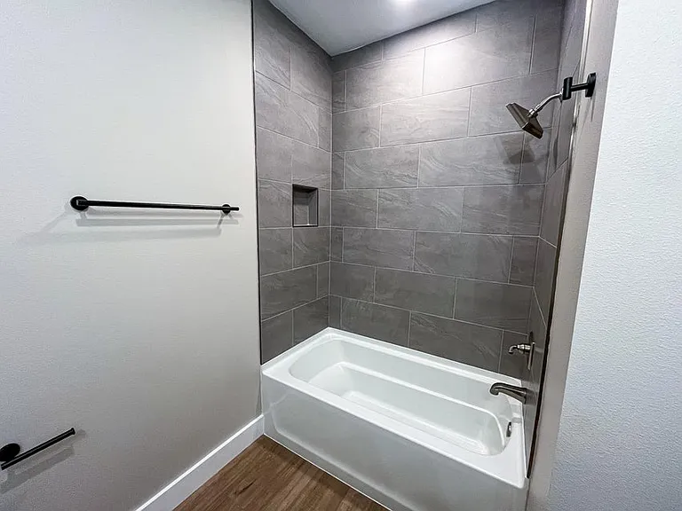 2885 Leahs Ln — Photo 12