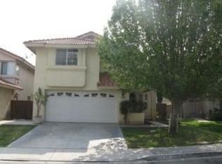 11725 Belmonte Rd, Fontana, CA 92337