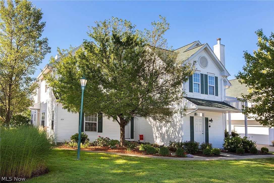 325 Vista Cir, North Olmsted, OH 44070 Zillow