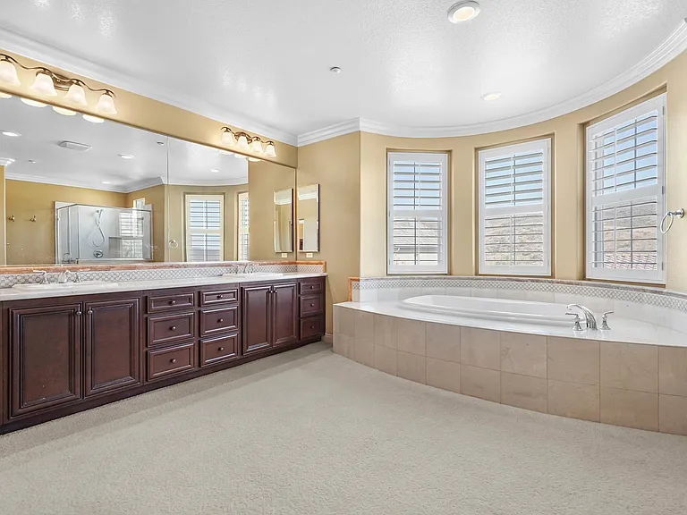 3904 Eagle Flight Dr — Photo 13